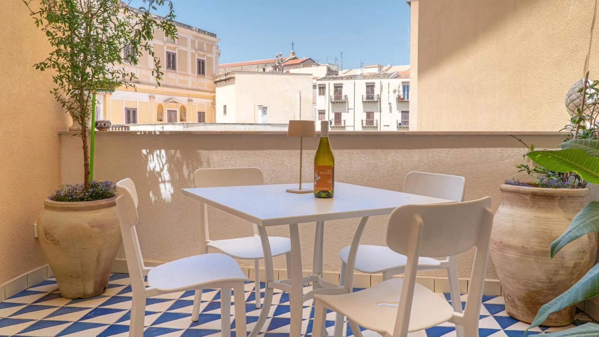 Il Moro & La Dama Apartment Palermo Italy